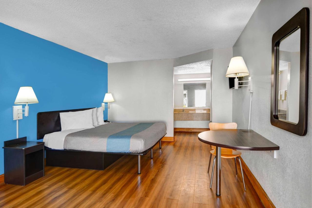Motel 6-Atlanta, Ga Doraville Bagian luar foto