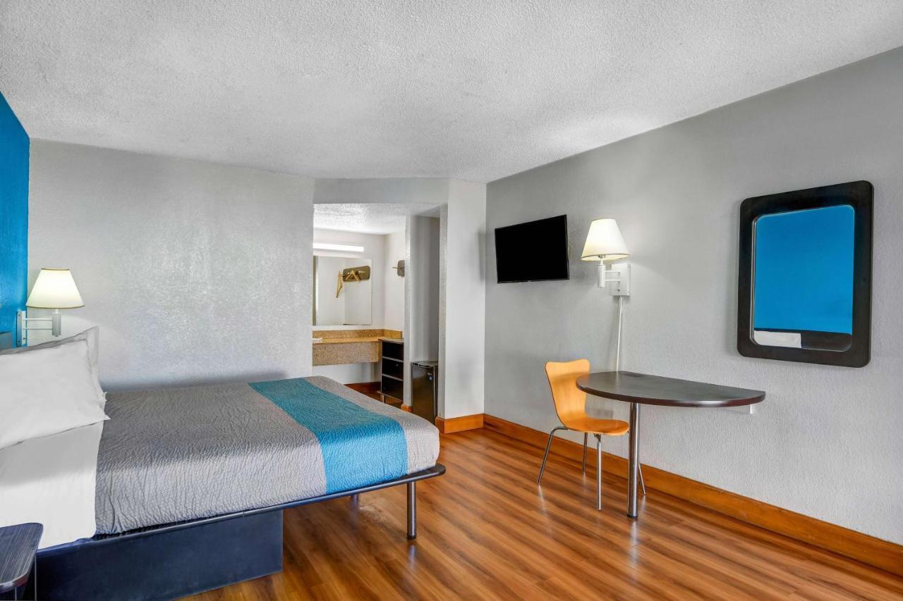 Motel 6-Atlanta, Ga Doraville Bagian luar foto