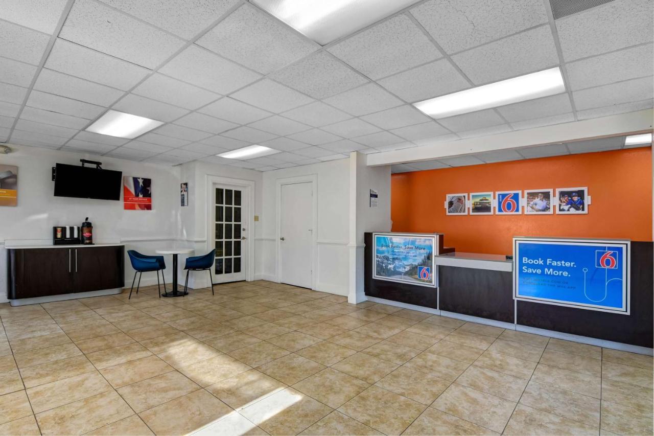 Motel 6-Atlanta, Ga Doraville Bagian luar foto