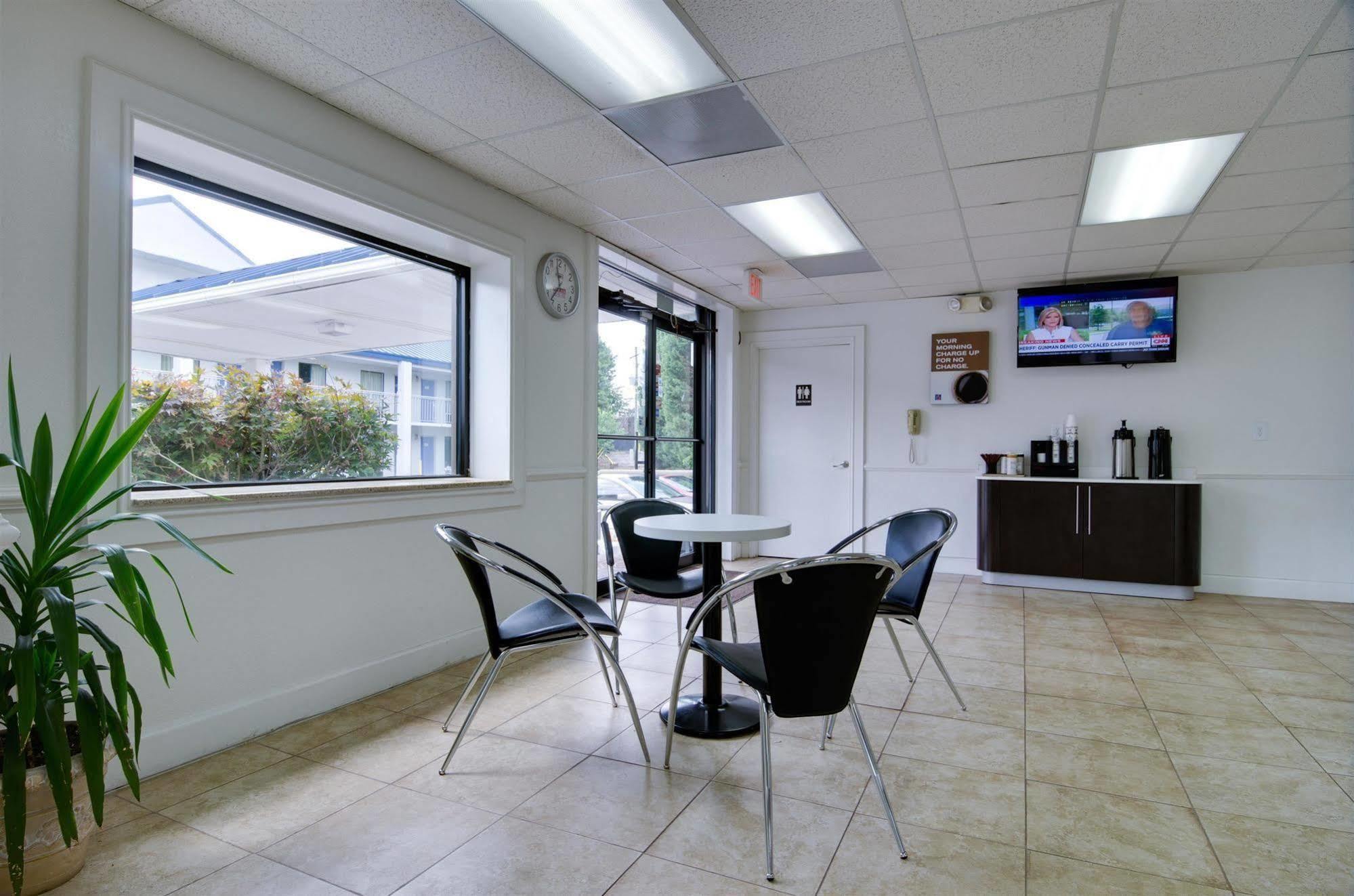 Motel 6-Atlanta, Ga Doraville Bagian luar foto
