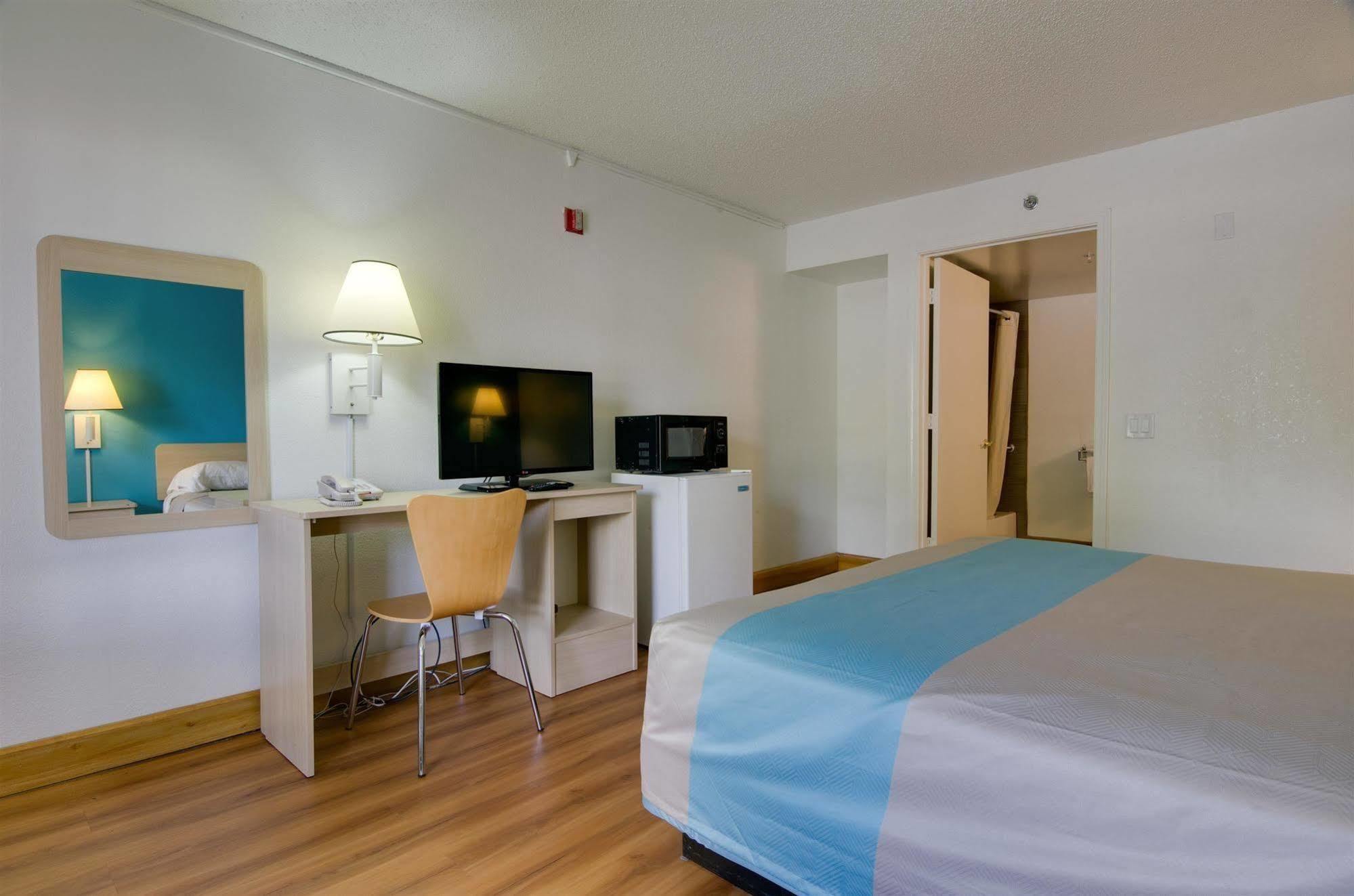 Motel 6-Atlanta, Ga Doraville Bagian luar foto